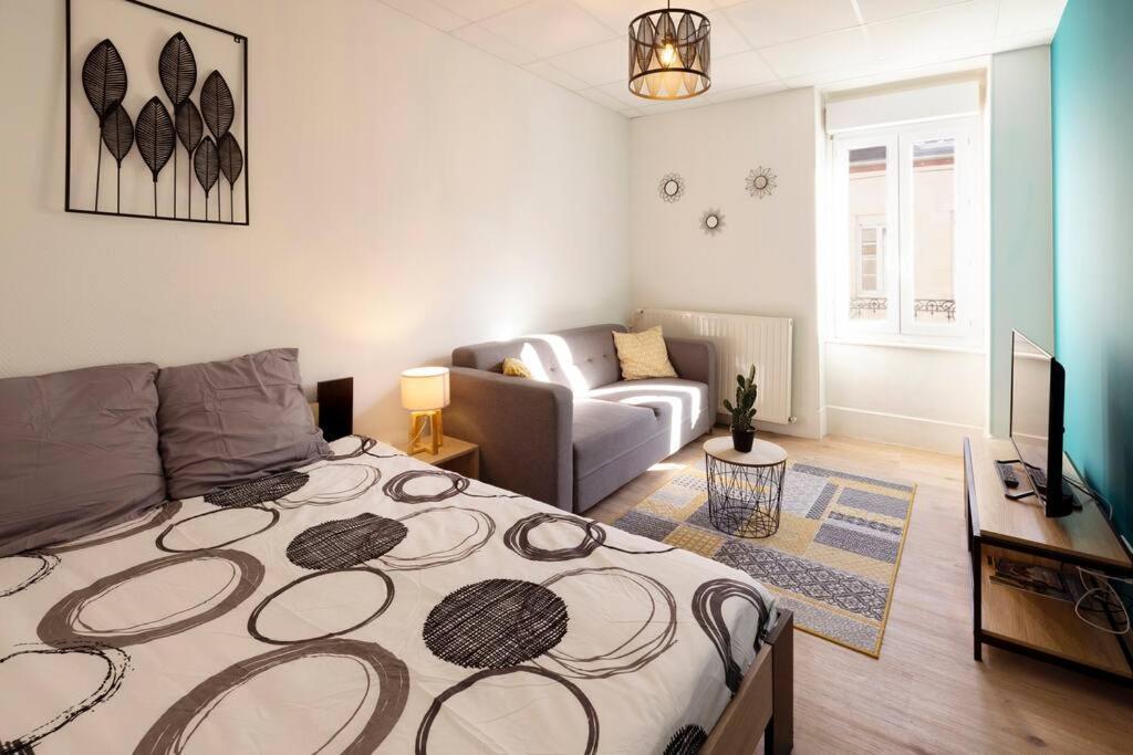 Le Citadin E - Entierement Equipe - Centre-Ville Gare Монлюсон Экстерьер фото